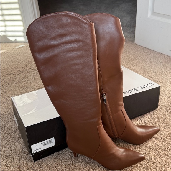 Nine West Brown Sirena Boots Size 7.5 Never Worn - Picture 1 of 3